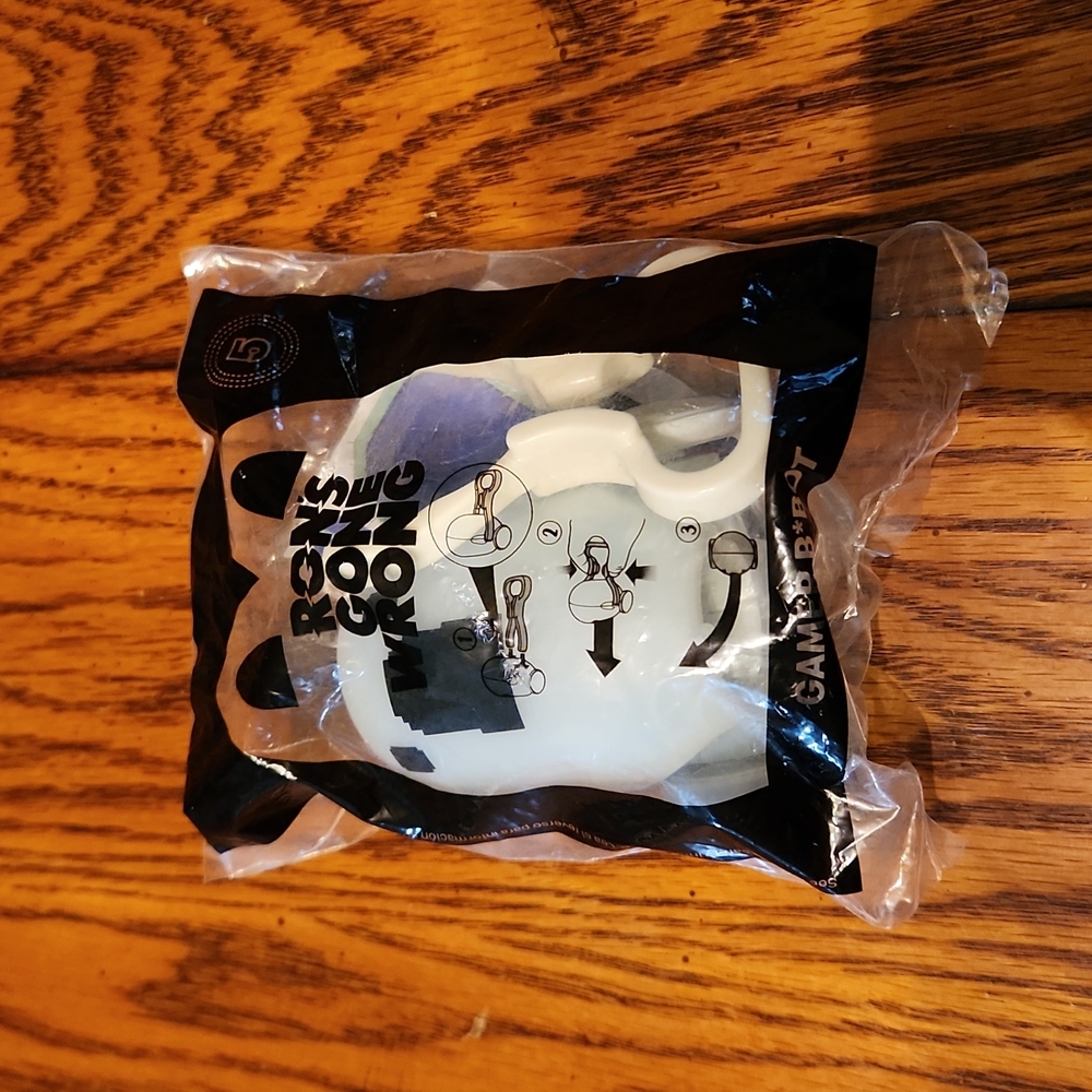 Mcdonalds Happy Meal Toy Ron’s Gone Wrong GAMER B*BOT #5 NIP